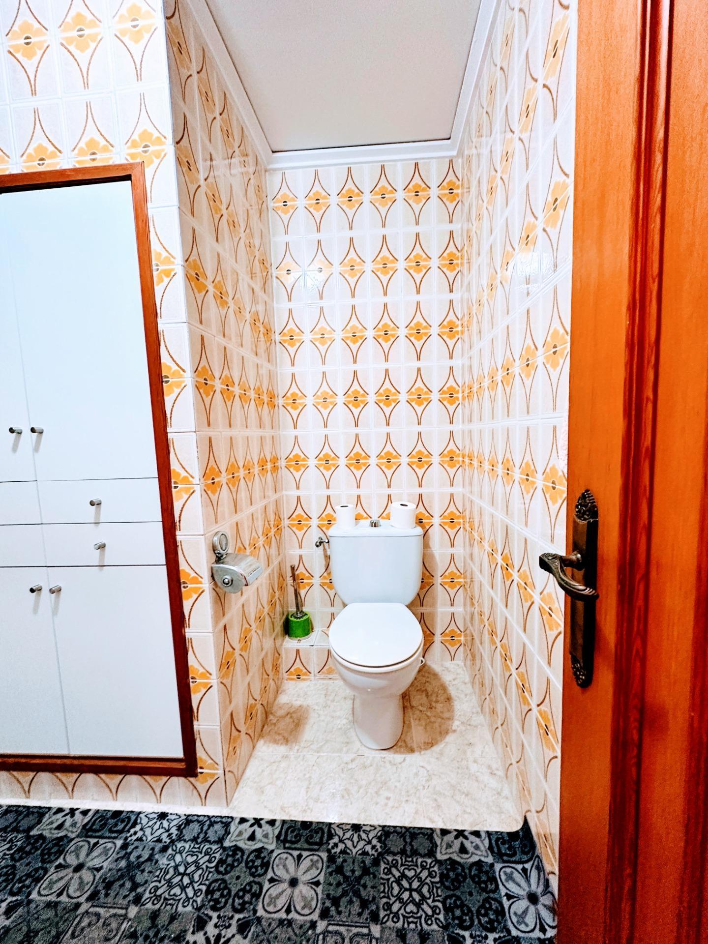 Luminoso y amplio piso en venta en Grau de Gandia, frente al Polideportivo