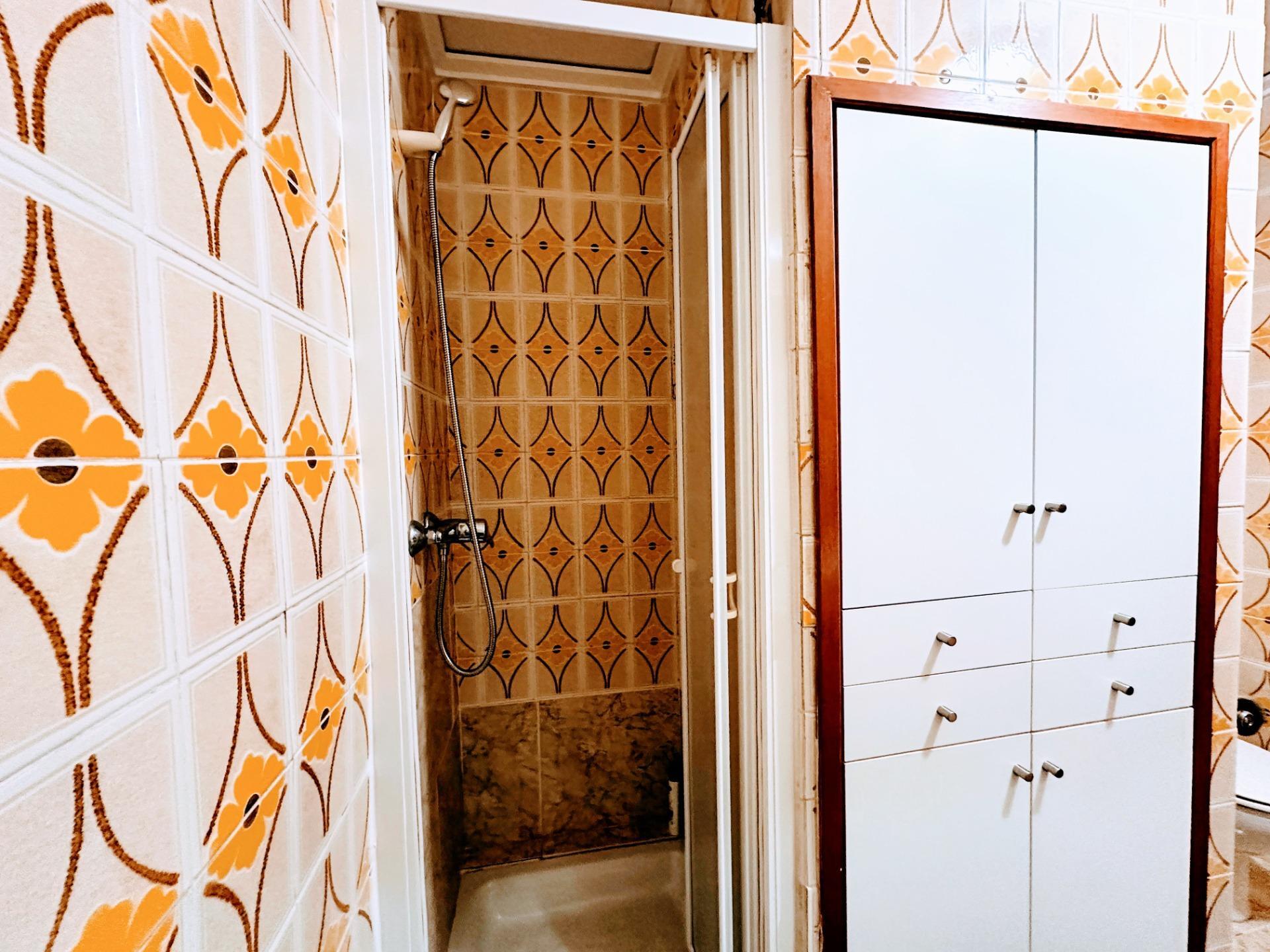 Luminoso y amplio piso en venta en Grau de Gandia, frente al Polideportivo