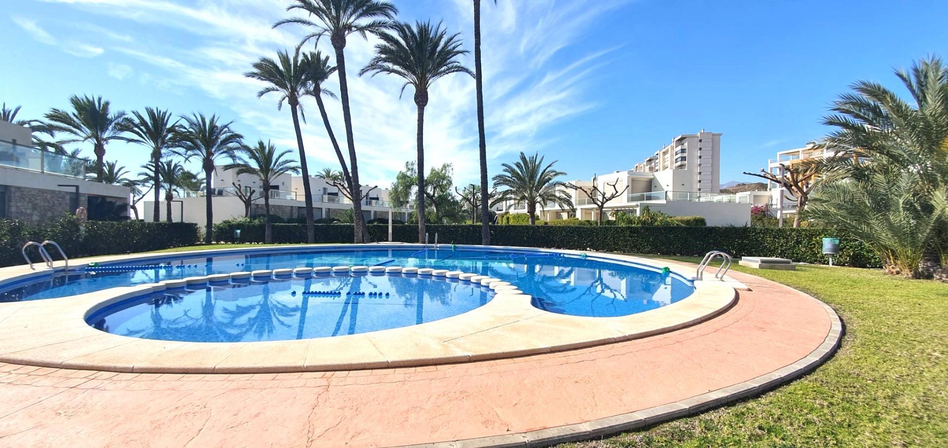 A la venta lujosa Villa a 50 metros del mar en la mejor urbanización del Montíboli en Villajoyosa
