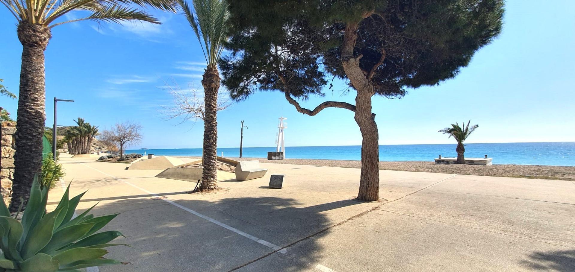 A la venta lujosa Villa a 50 metros del mar en la mejor urbanización del Montíboli en Villajoyosa