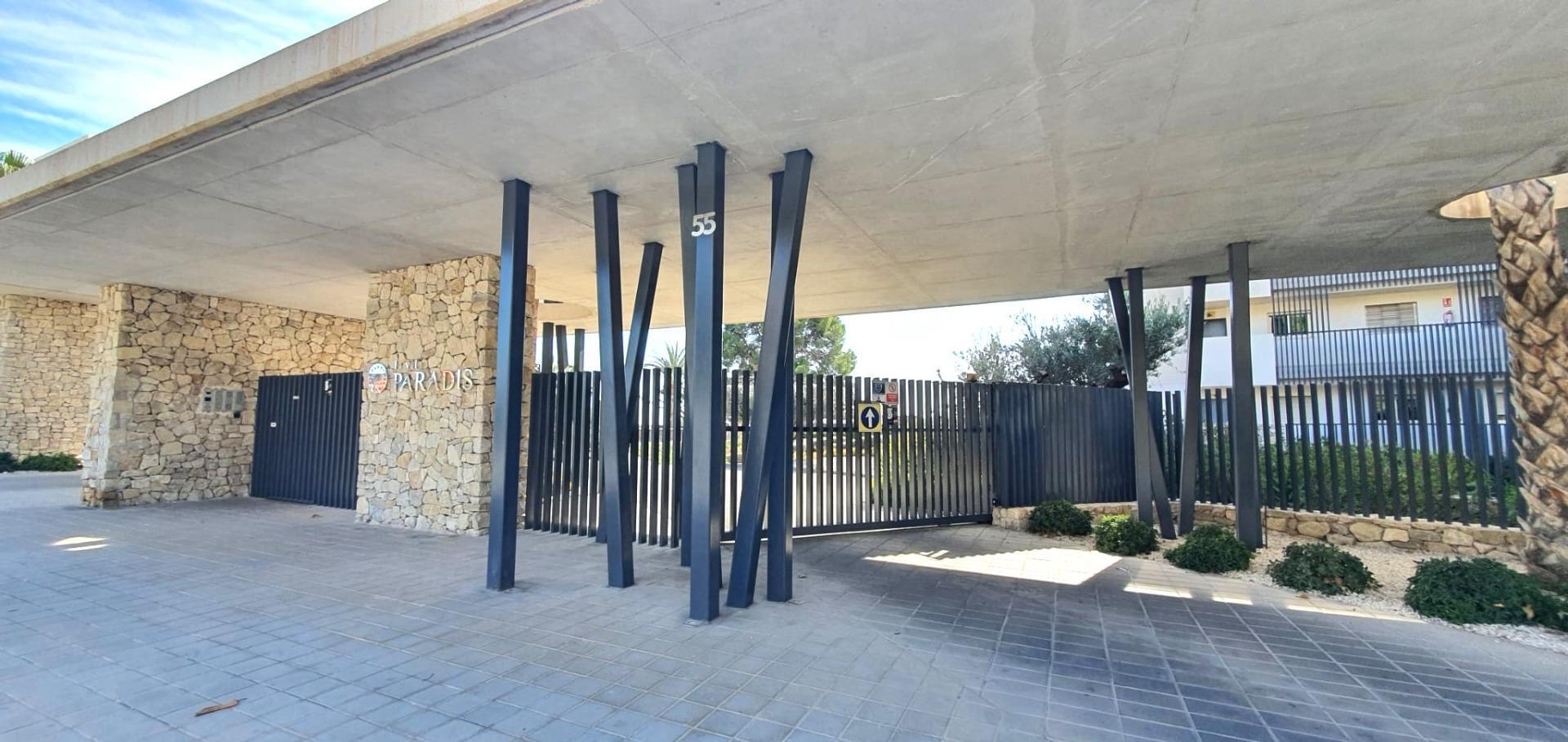 A la venta lujosa Villa a 50 metros del mar en la mejor urbanización del Montíboli en Villajoyosa