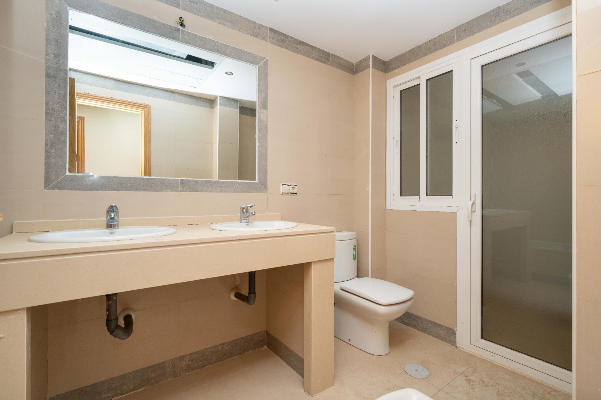 APARTAMENTO A ESTRENAR CON VISTAS AL MAR