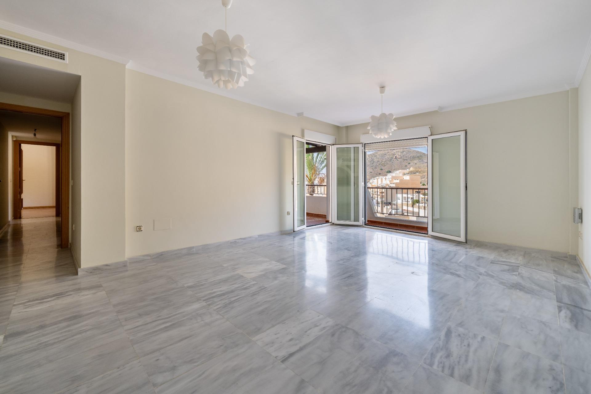 Maravilloso apartamento con vistas al mar en Carboneras