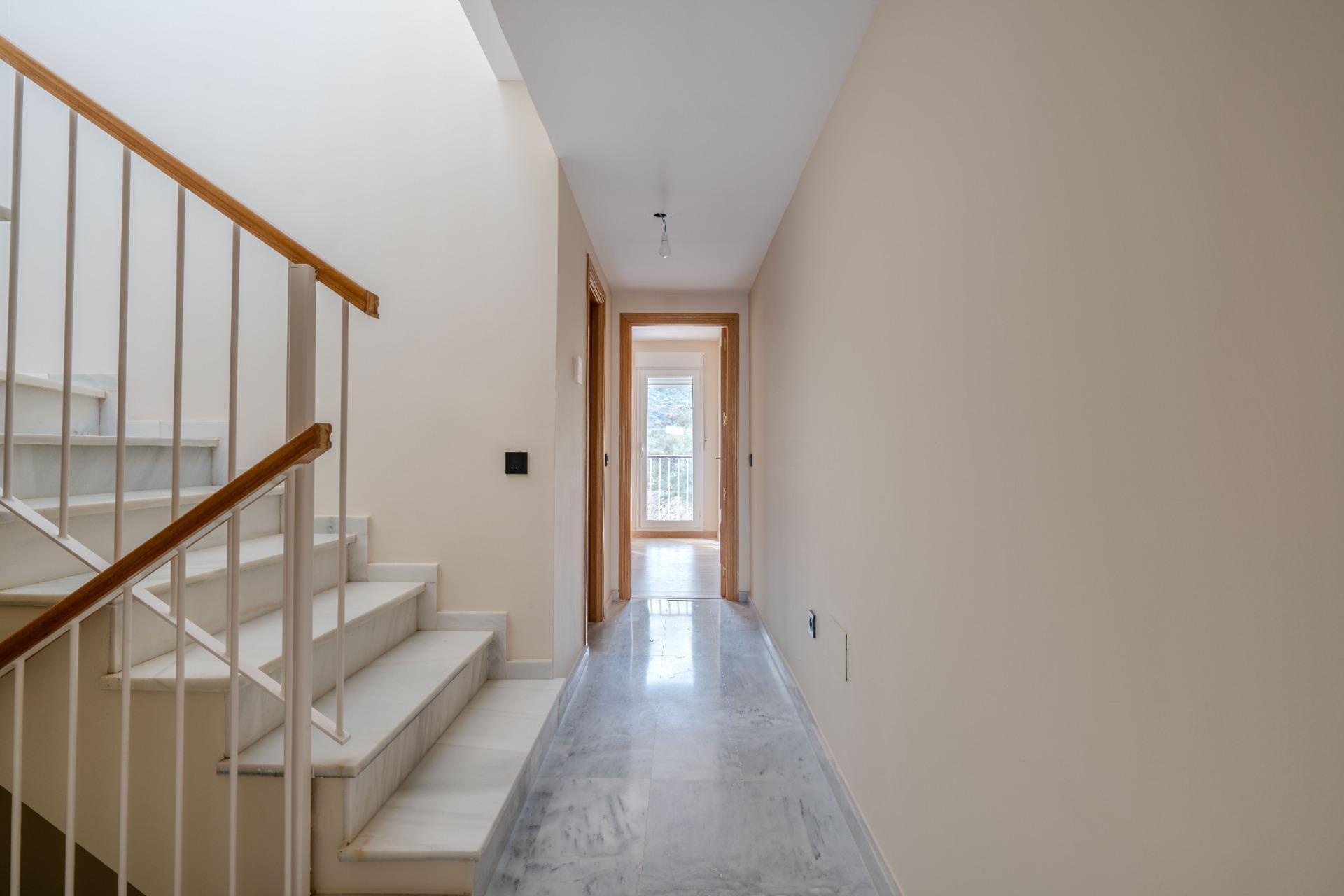 MAGNIFICO DUPLEX NUEVO A ESTRENA CON VISTAS AL MAR