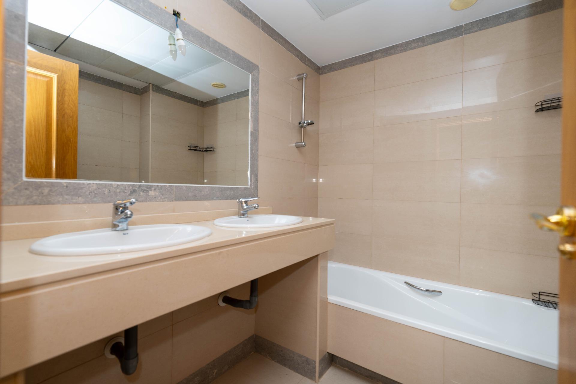 MAGNIFICO DUPLEX NUEVO A ESTRENA CON VISTAS AL MAR