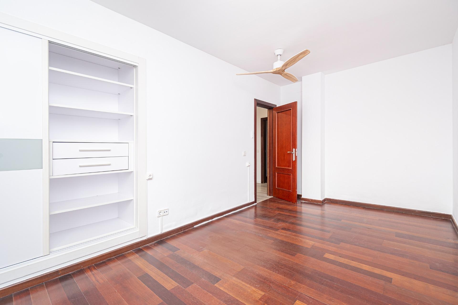 Amplia y tranquila vivienda con terraza y patio ? cerca de Porto Pi