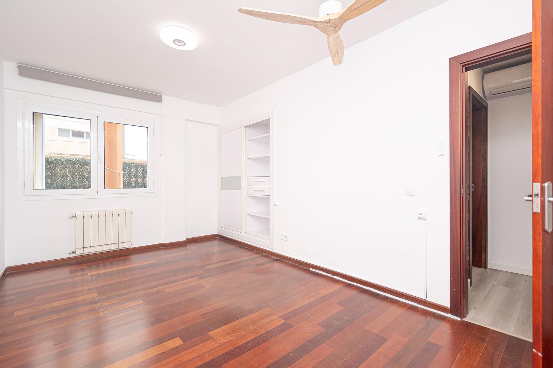 Amplia y tranquila vivienda con terraza y patio ? cerca de Porto Pi