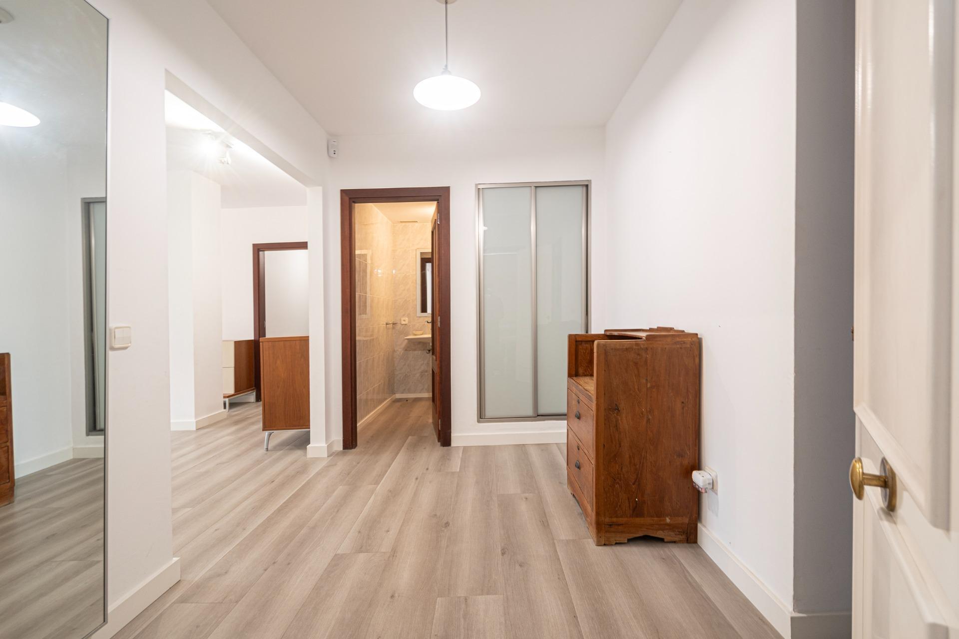 Amplia y tranquila vivienda con terraza y patio ? cerca de Porto Pi