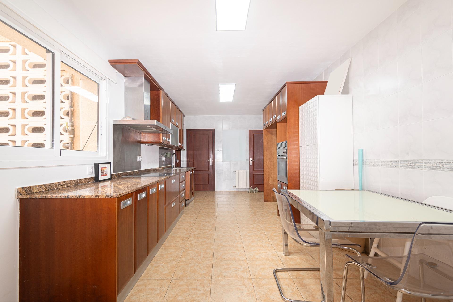 Amplia y tranquila vivienda con terraza y patio ? cerca de Porto Pi