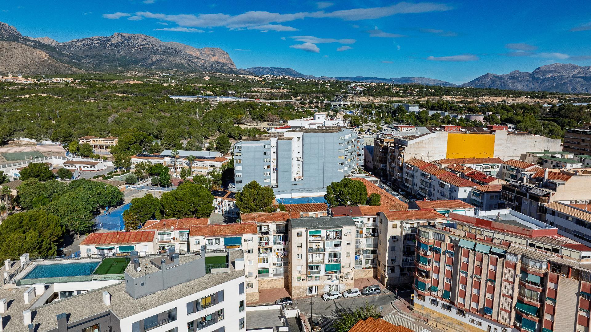 Local para oficina, Estética, Tienda, Yoga y otros en Venta en Foietes Benidorm