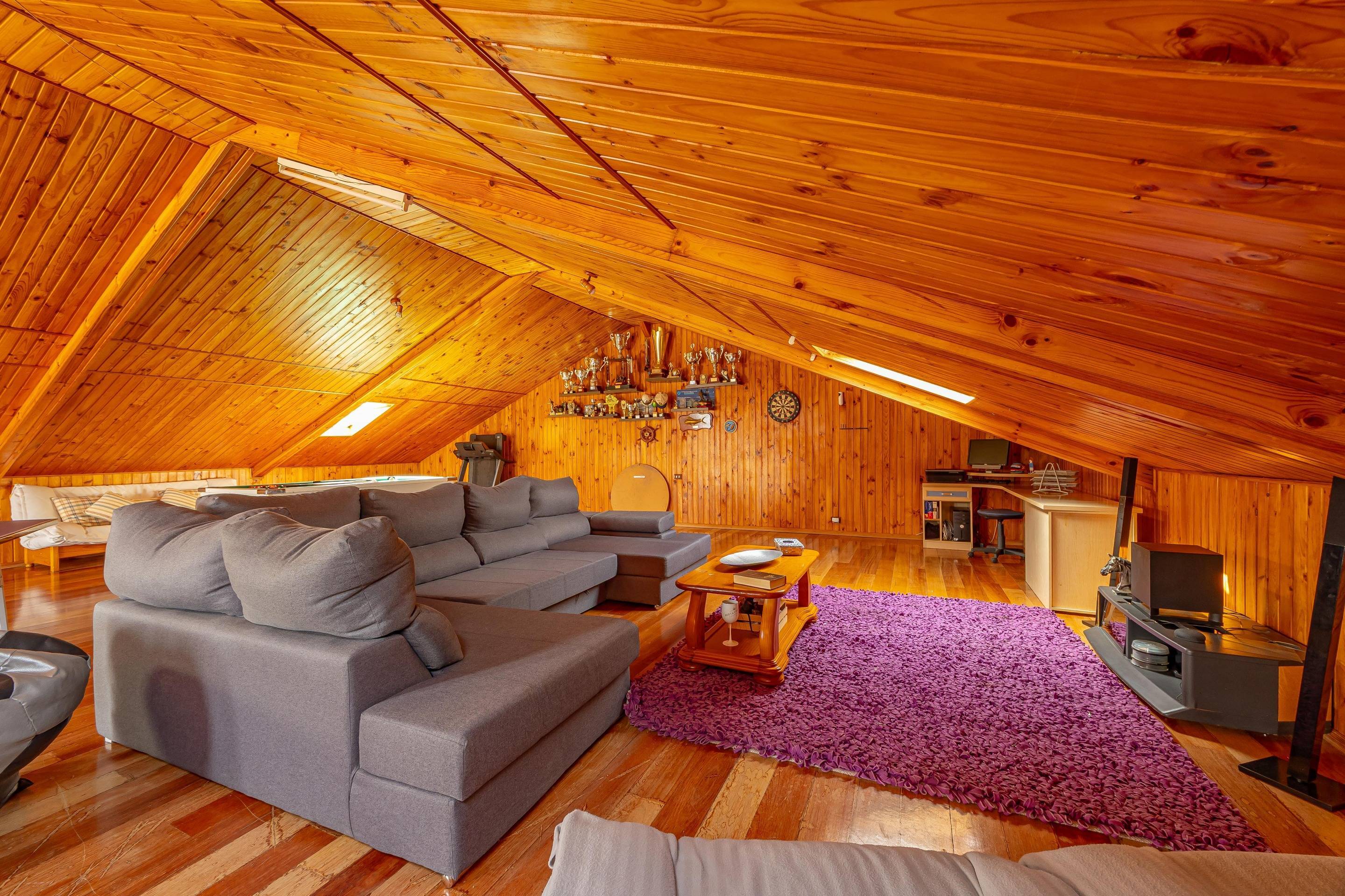 AMPLIO CHALET EN LAS MEDIANÍAS, TELDE