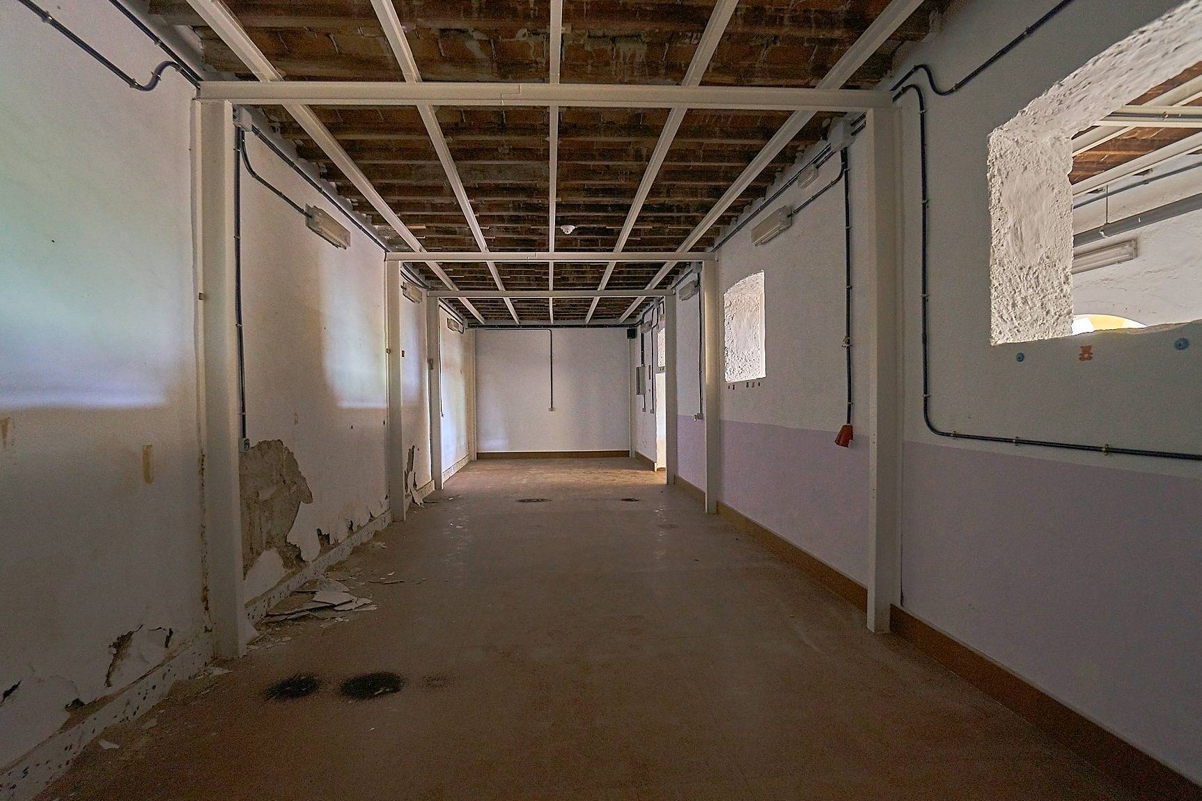 Edificio uso vivienda junto al CC los Alisios posibilidad 11 viviendas