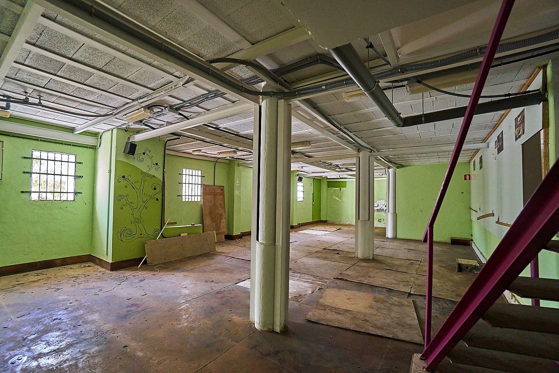 Edificio uso vivienda junto al CC los Alisios posibilidad 11 viviendas