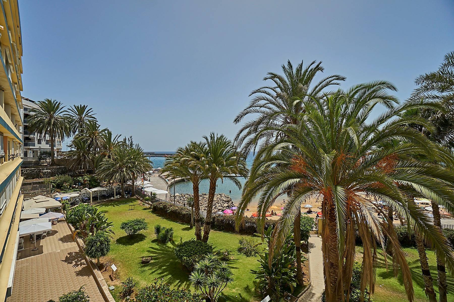 Apartamento con estupendas vistas a la playa.