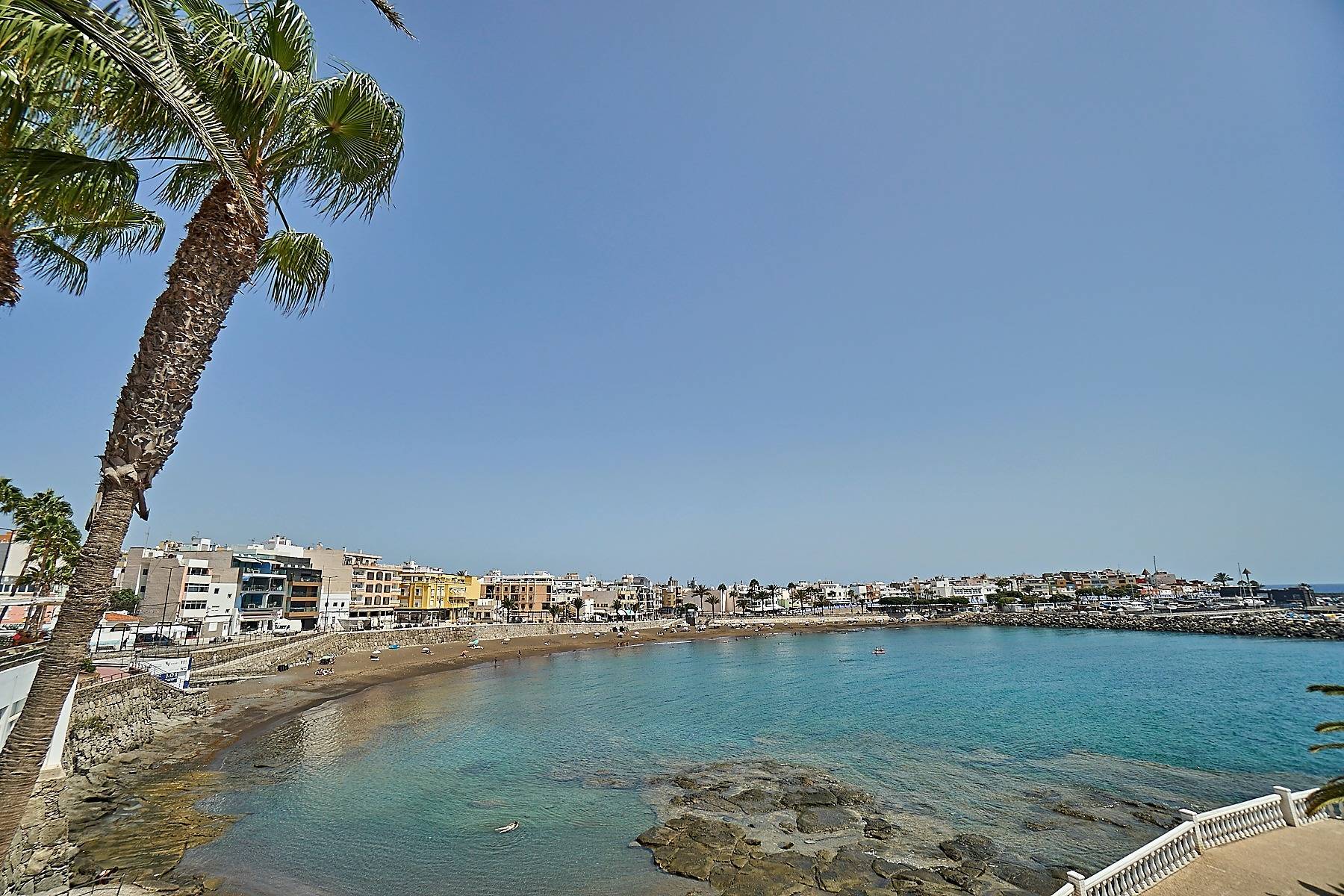Apartamento con estupendas vistas a la playa.