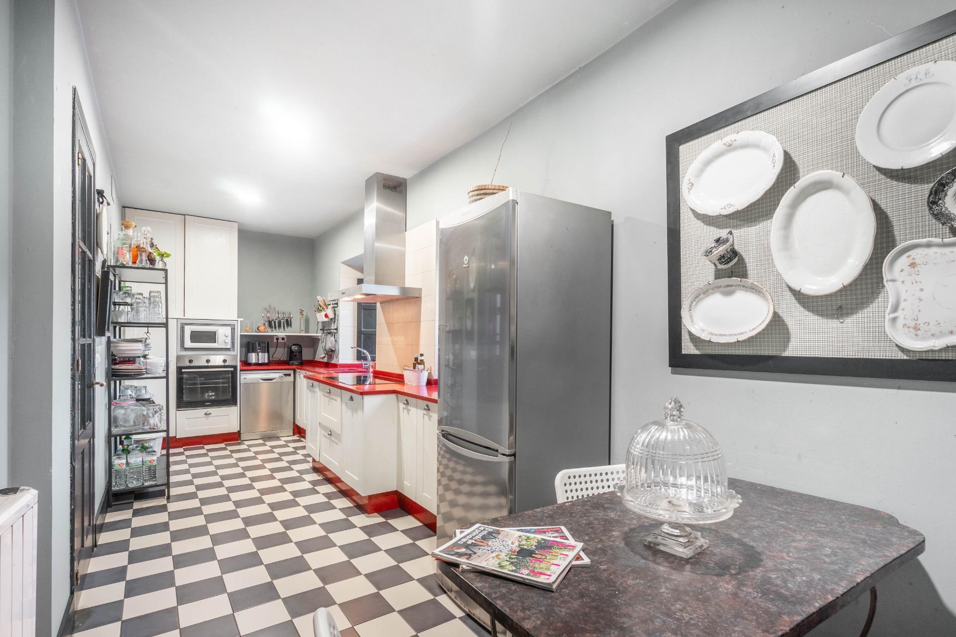 ? Una joya colonial en el corazón de Ribadeo: historia, diseño y lujo en una vivienda irrepetible