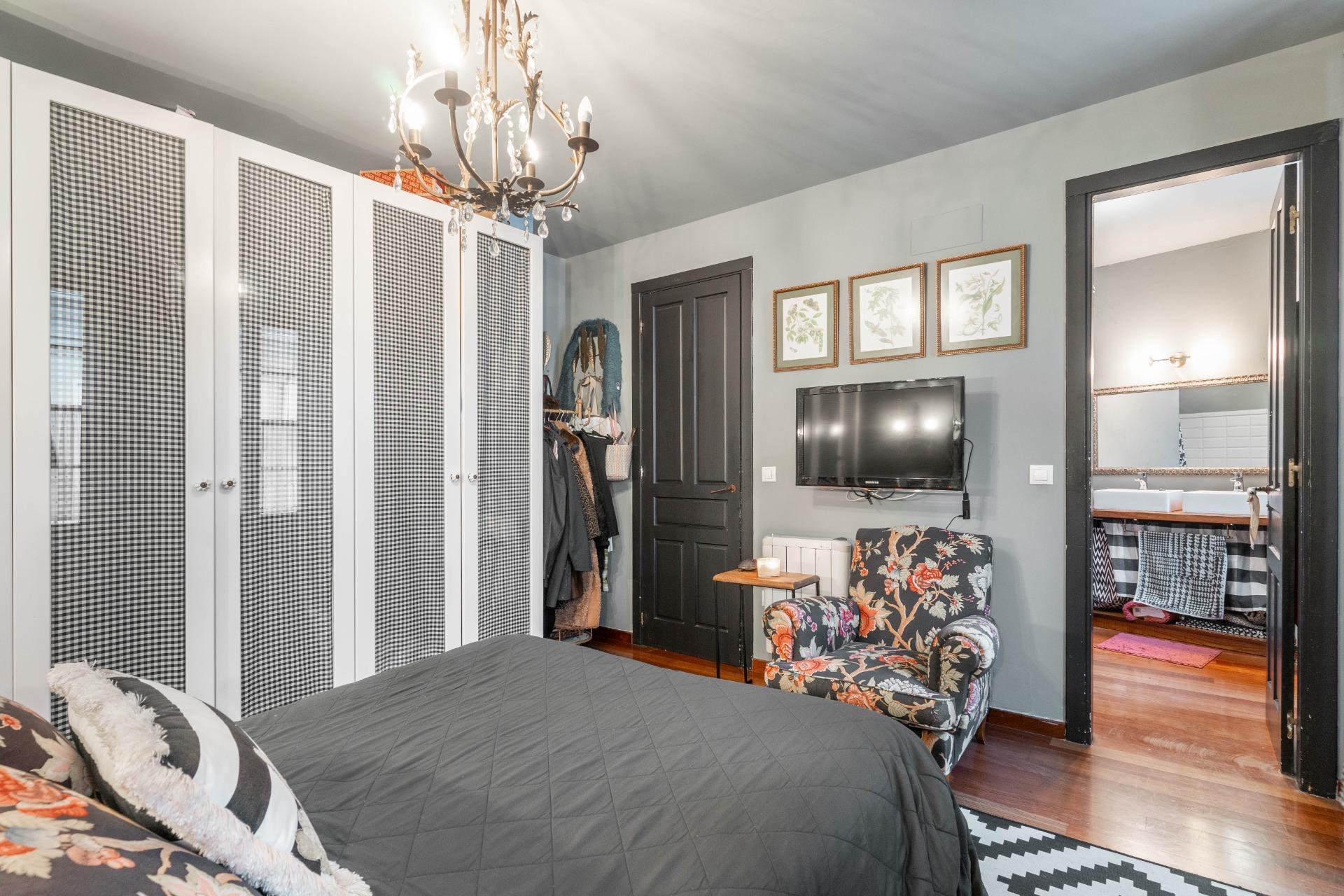 ? Una joya colonial en el corazón de Ribadeo: historia, diseño y lujo en una vivienda irrepetible