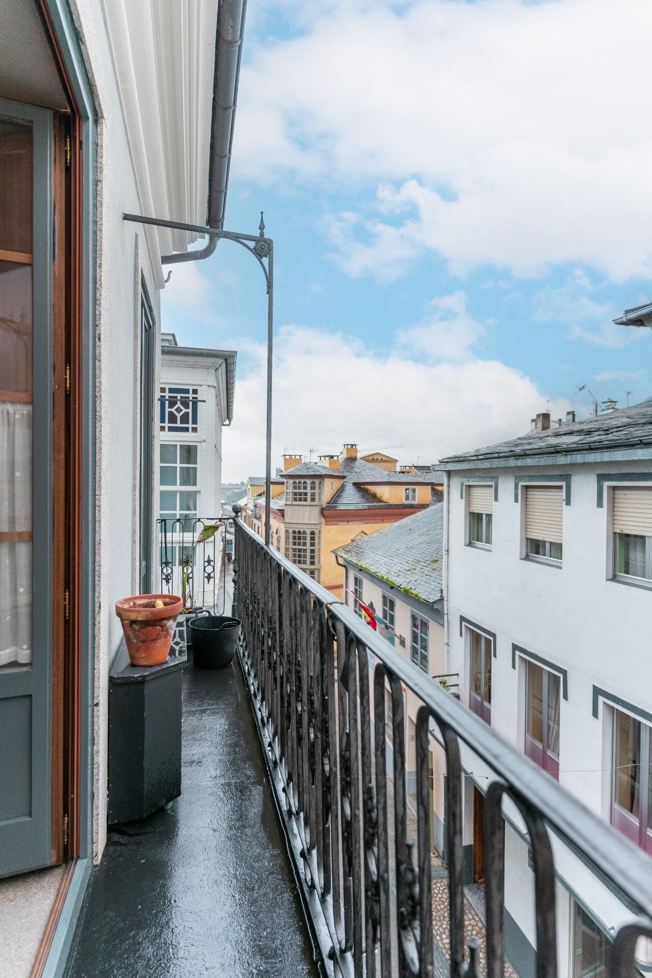 ? Una joya colonial en el corazón de Ribadeo: historia, diseño y lujo en una vivienda irrepetible