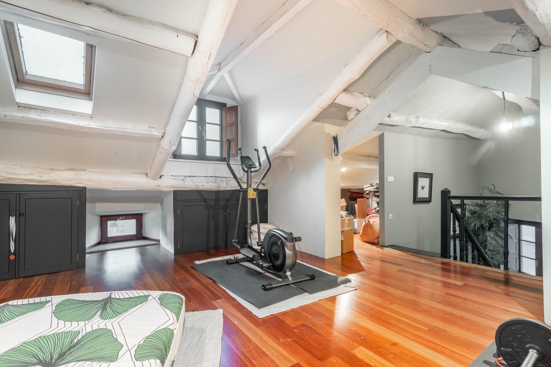 ? Una joya colonial en el corazón de Ribadeo: historia, diseño y lujo en una vivienda irrepetible