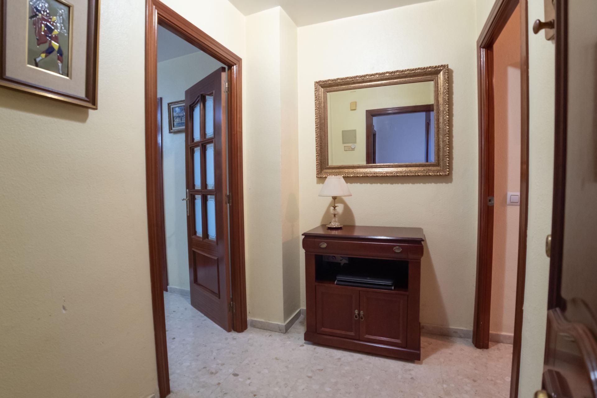 PISO EN VENTA C/ARROYO (SEVILLA)