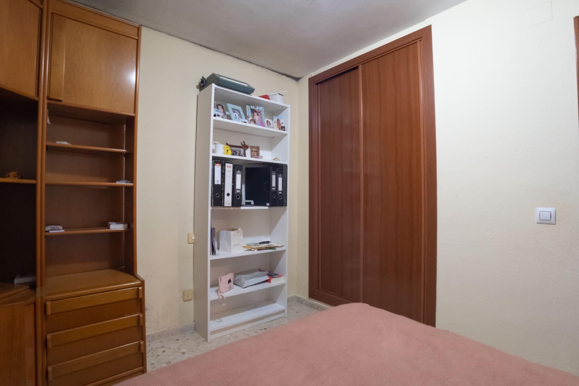 PISO EN VENTA C/ARROYO (SEVILLA)