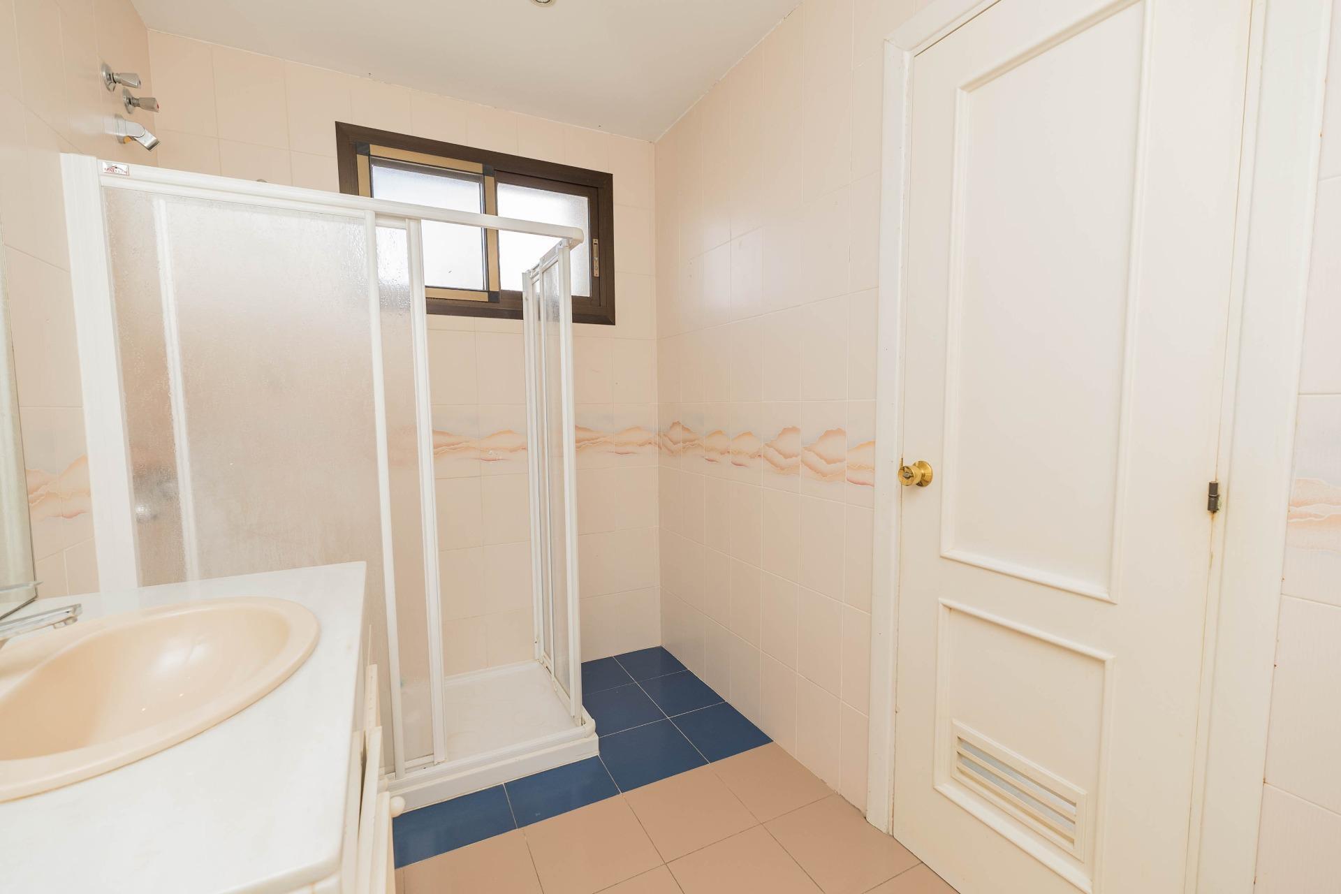 Exclusivo piso en venta La Carihuela Torremolinos.