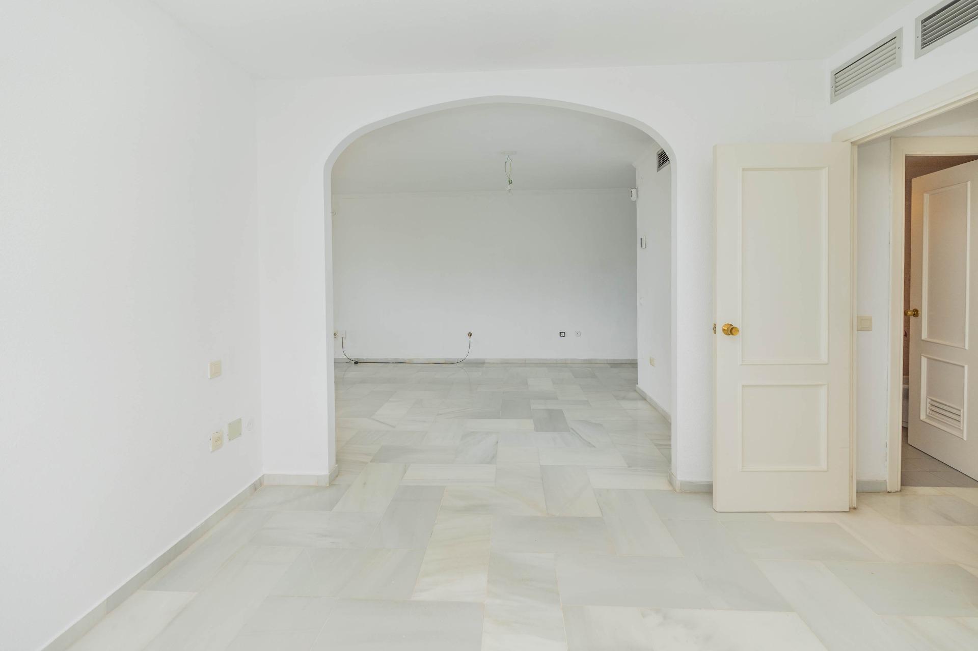 Exclusivo piso en venta La Carihuela Torremolinos.