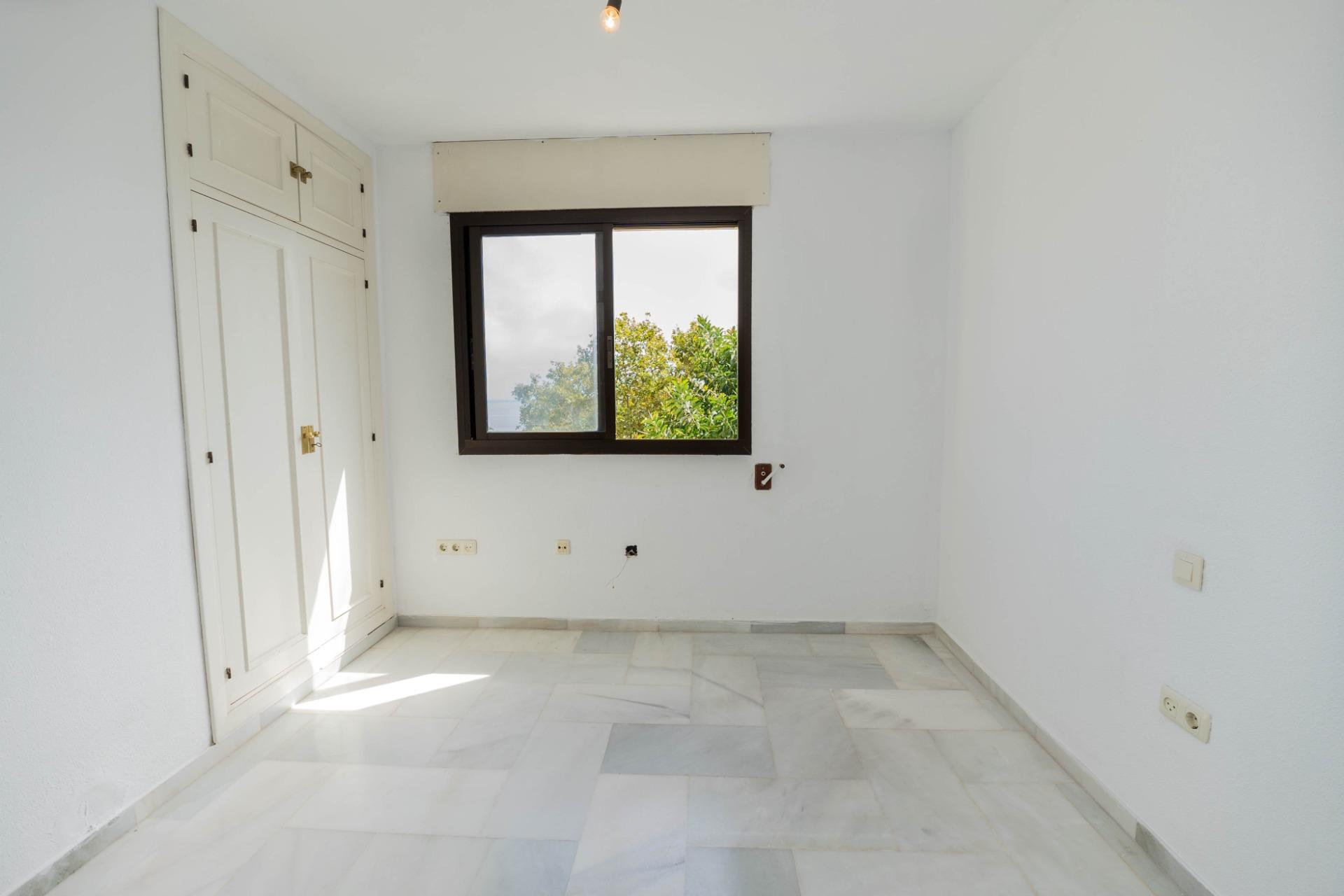 Exclusivo piso en venta La Carihuela Torremolinos.