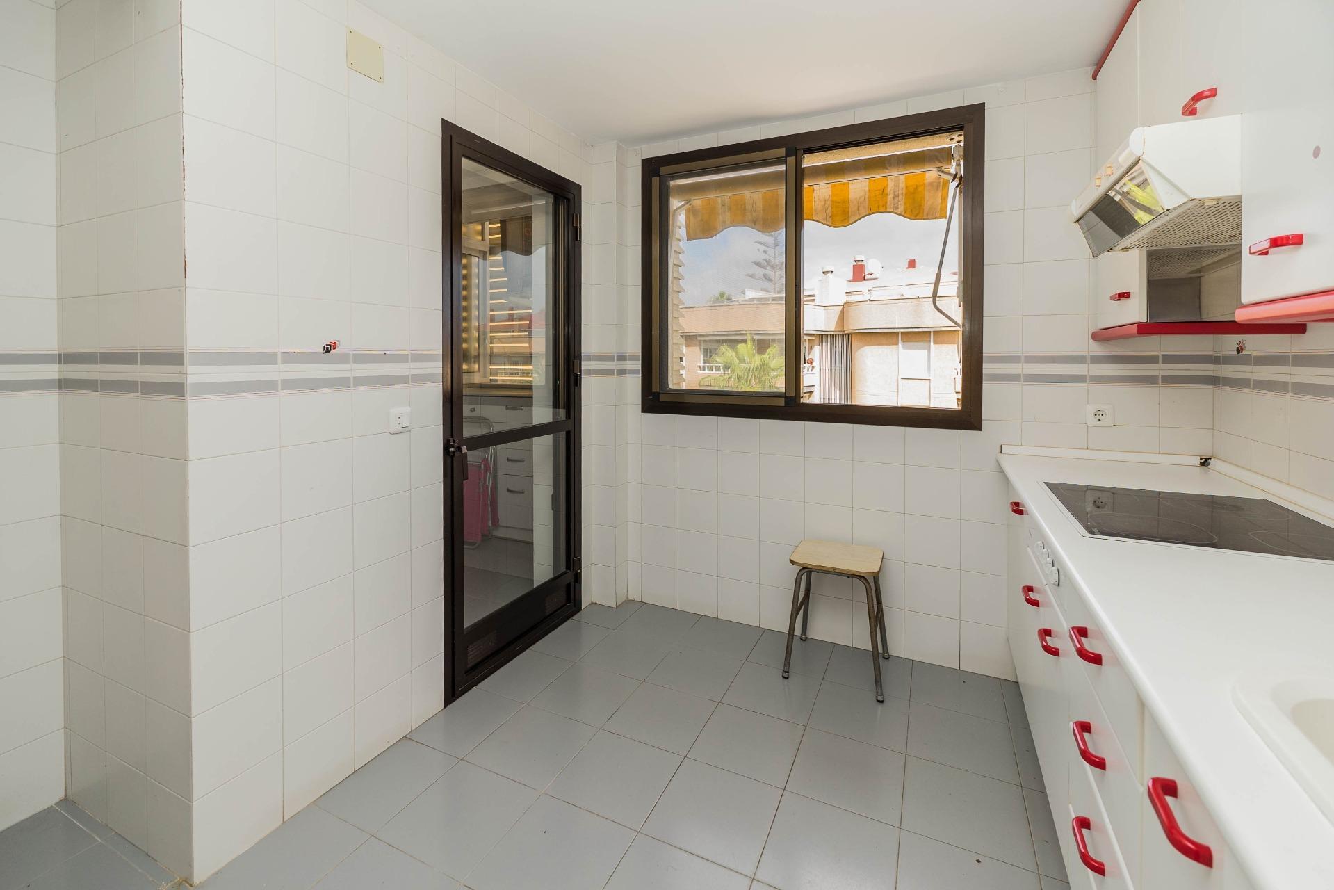 Exclusivo piso en venta La Carihuela Torremolinos.