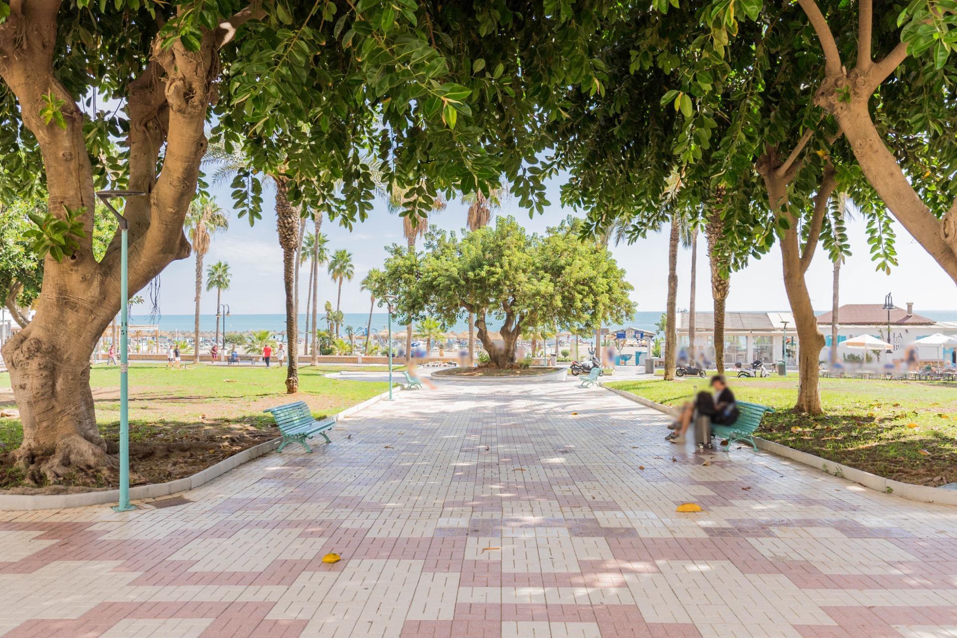 Exclusivo piso en venta La Carihuela Torremolinos.