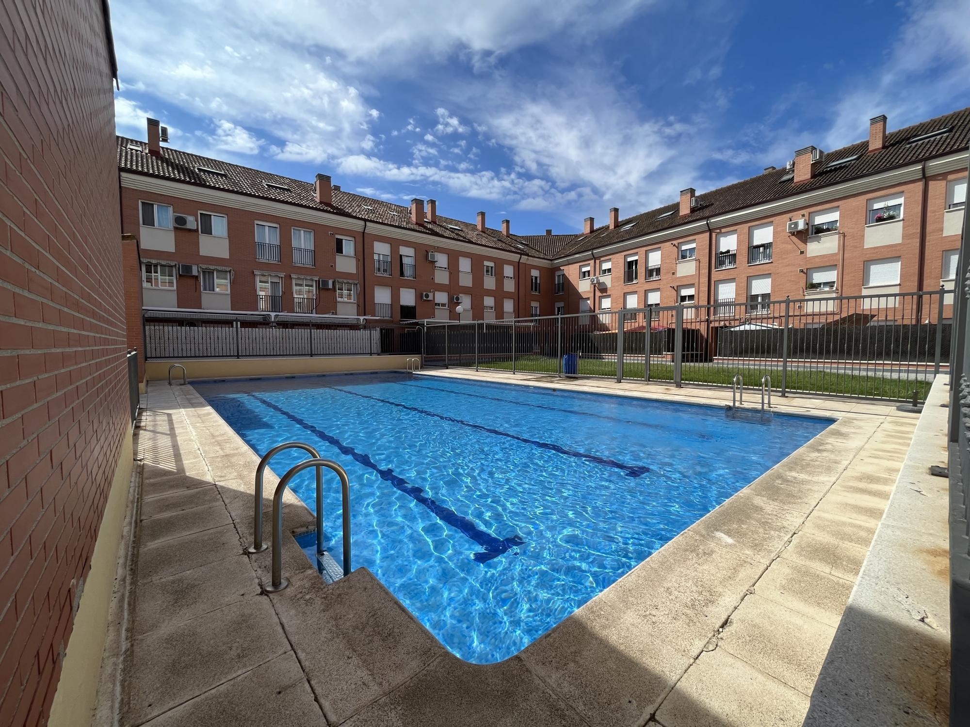 Piso en venta en Calle Mariano Hebrero 2, Ajalvir