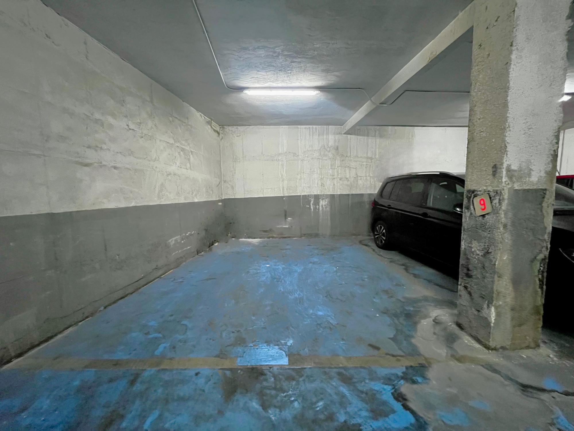 Garaje para coche y moto