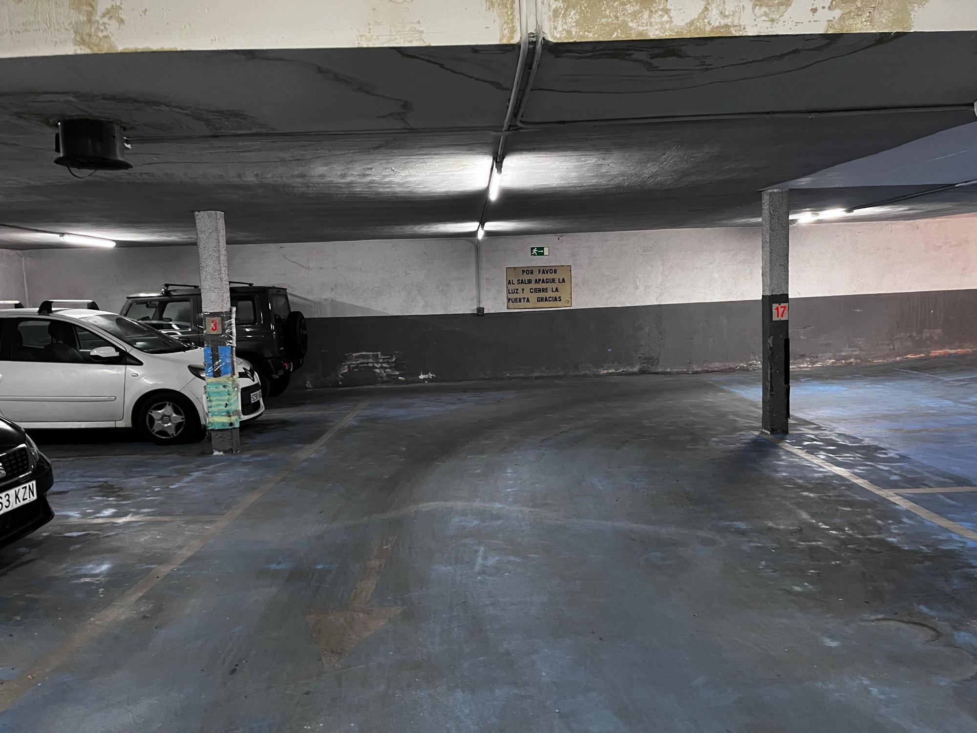 Garaje para coche y moto