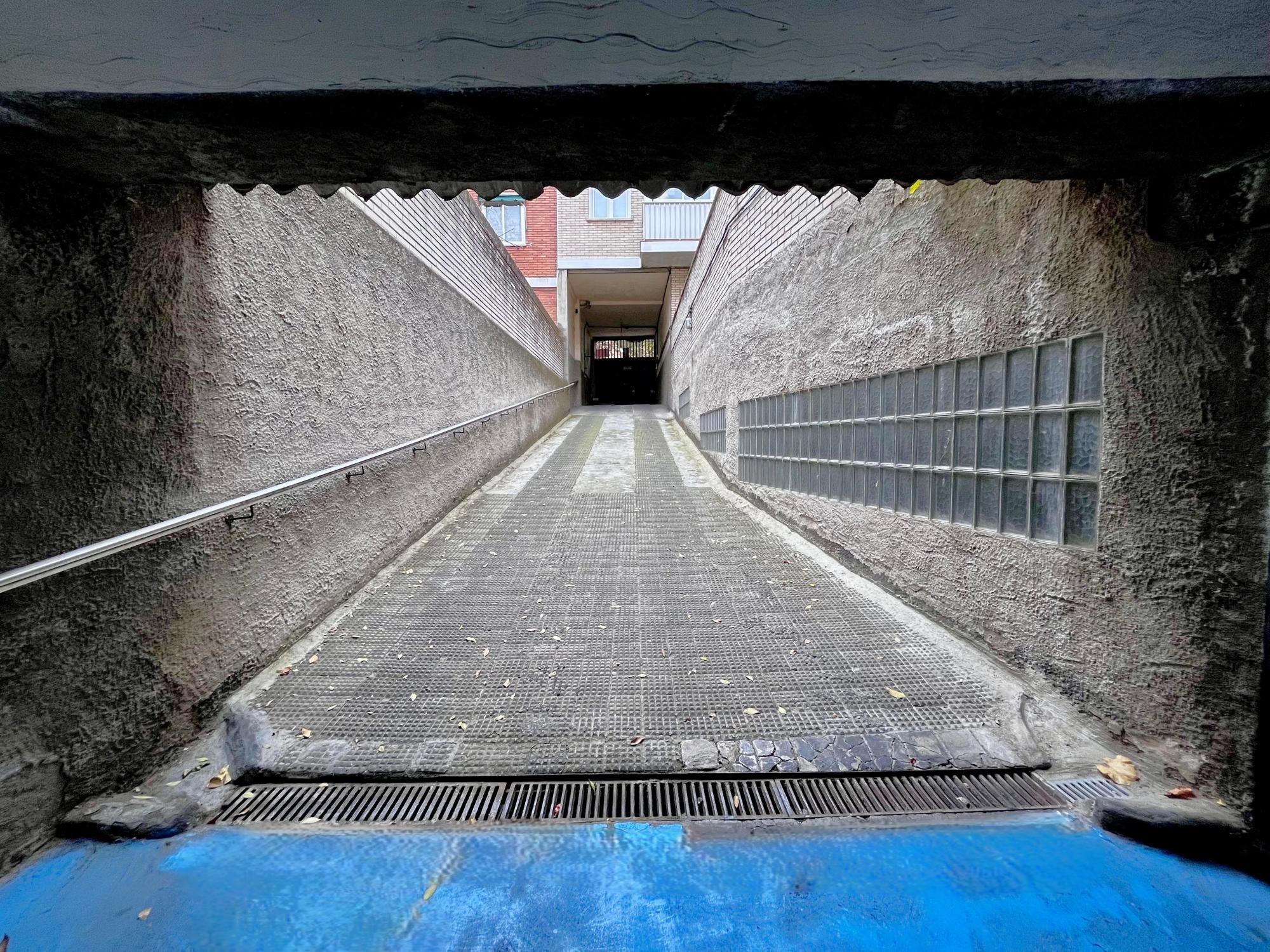 Garaje para coche y moto