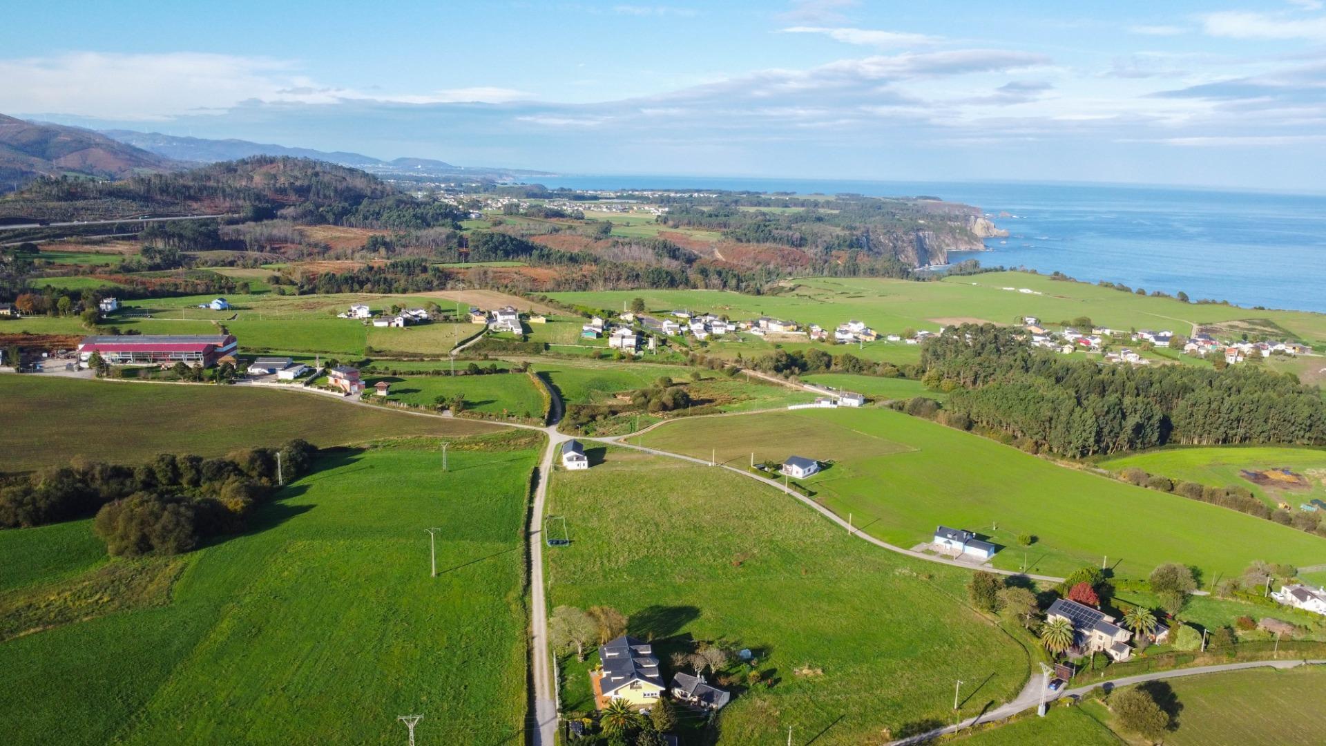 TERRENO EDIFICABLE EN VALDES