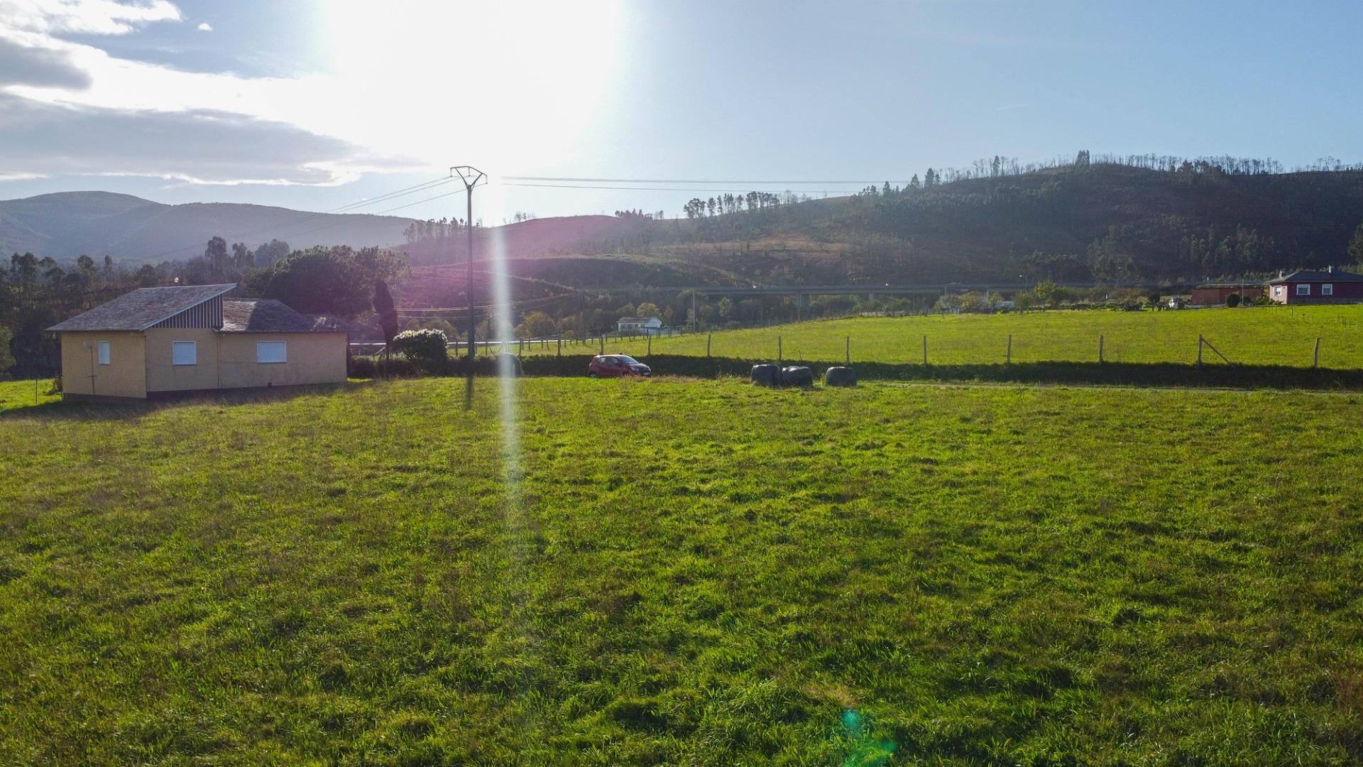 TERRENO EDIFICABLE EN VALDES