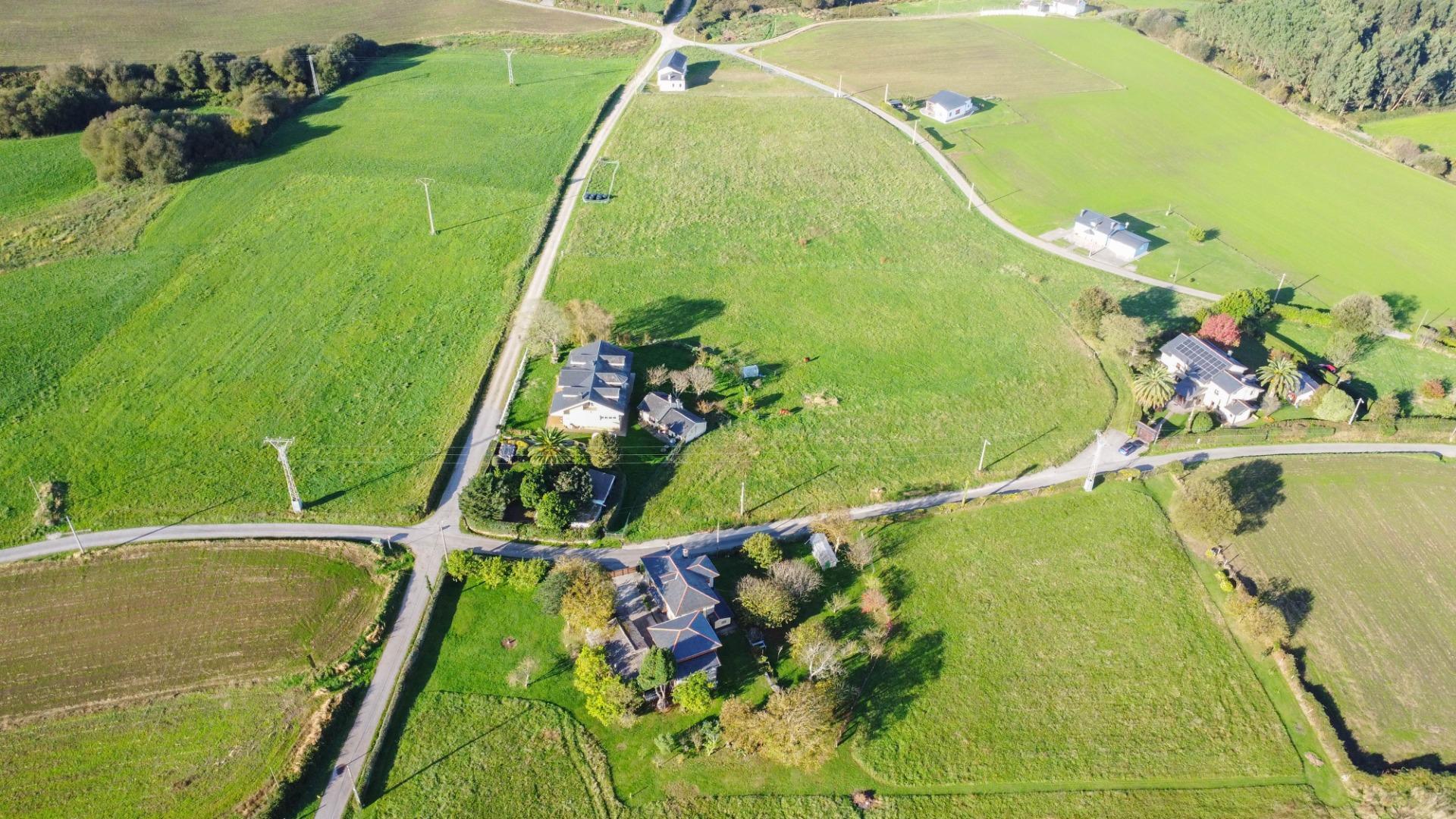 TERRENO EDIFICABLE EN VALDES