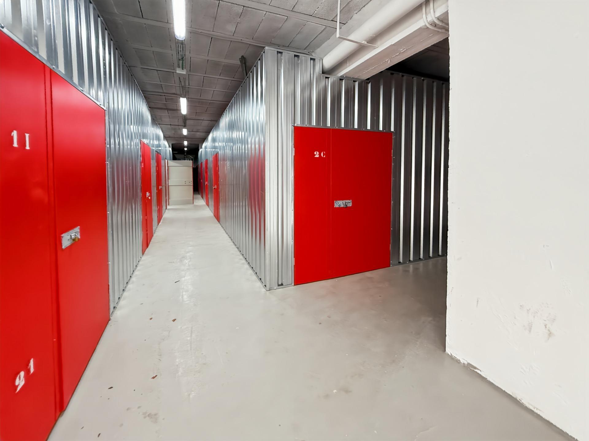 Oportunidad de Inversión en Palma: 31 Trasteros con Alta Rentabilidad y Demanda