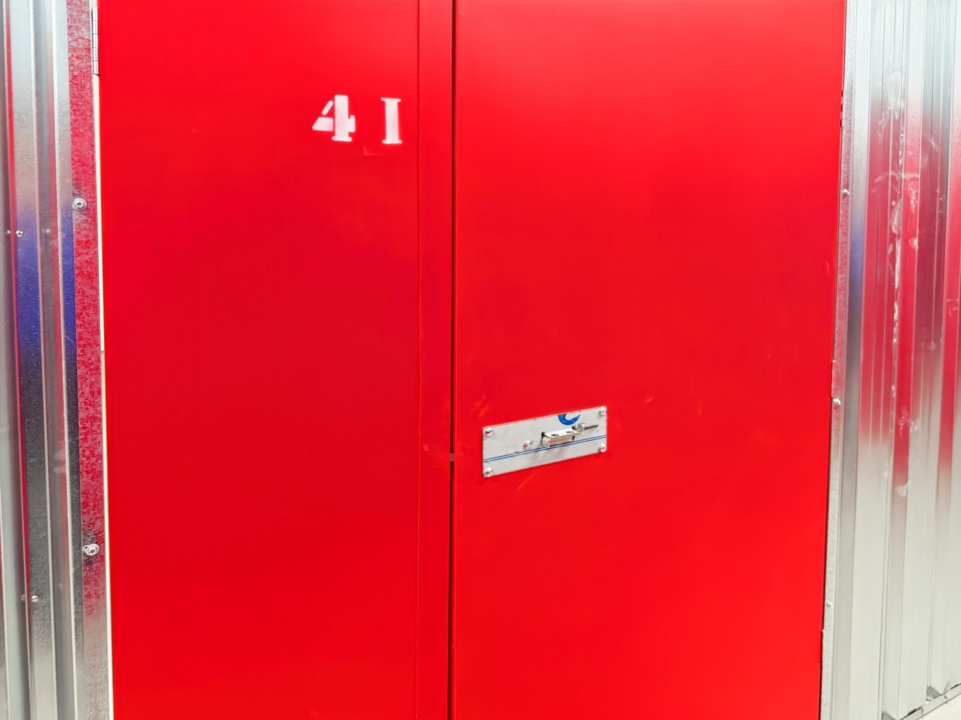 Oportunidad de Inversión en Palma: 31 Trasteros con Alta Rentabilidad y Demanda