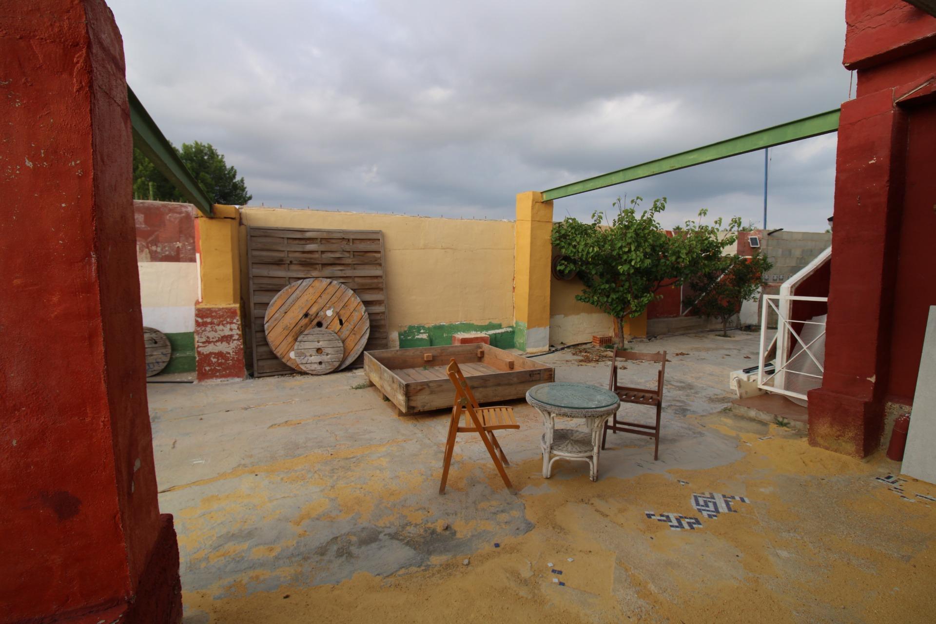 SE VENDE PARCELA RÚSTICA