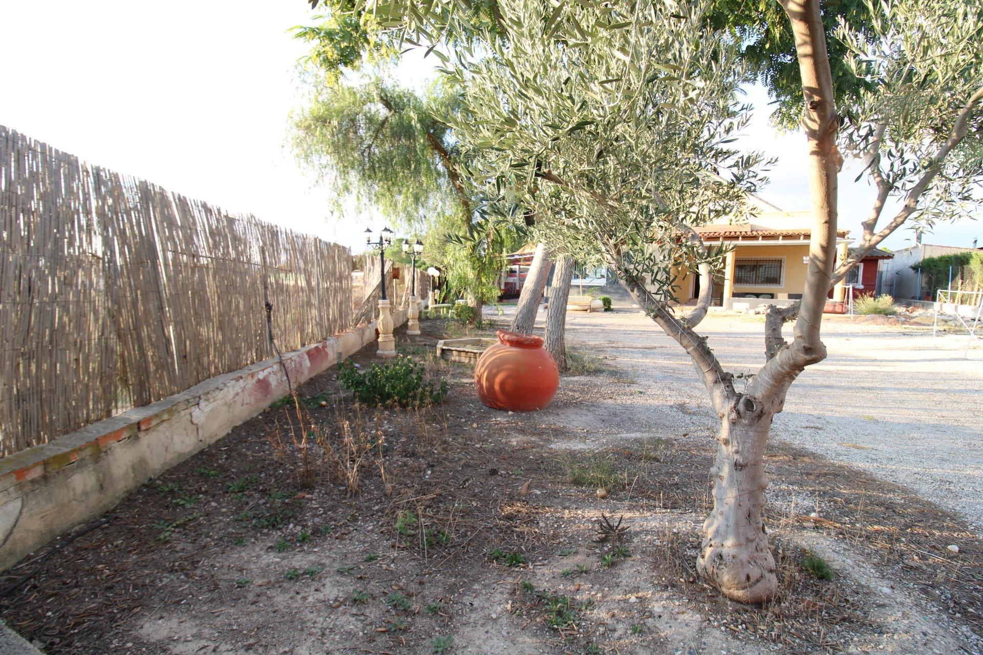 SE VENDE PARCELA RÚSTICA