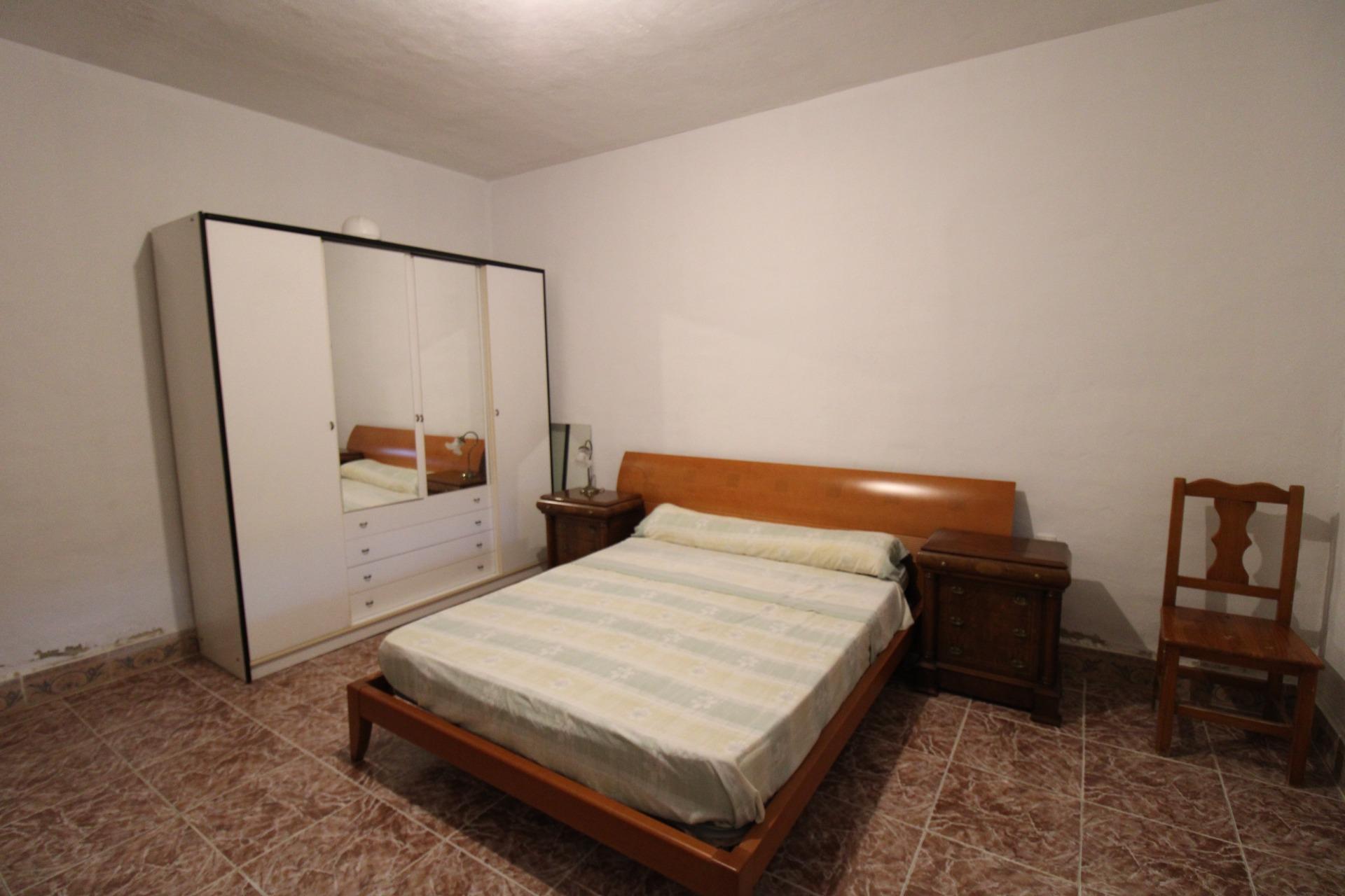 SE VENDE PARCELA RÚSTICA