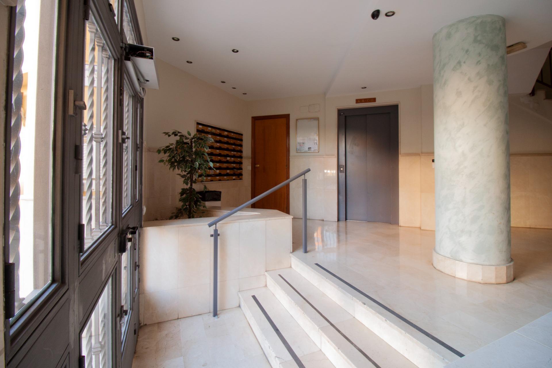 Magnífica vivienda en la Plaza de la Malagueta!!!