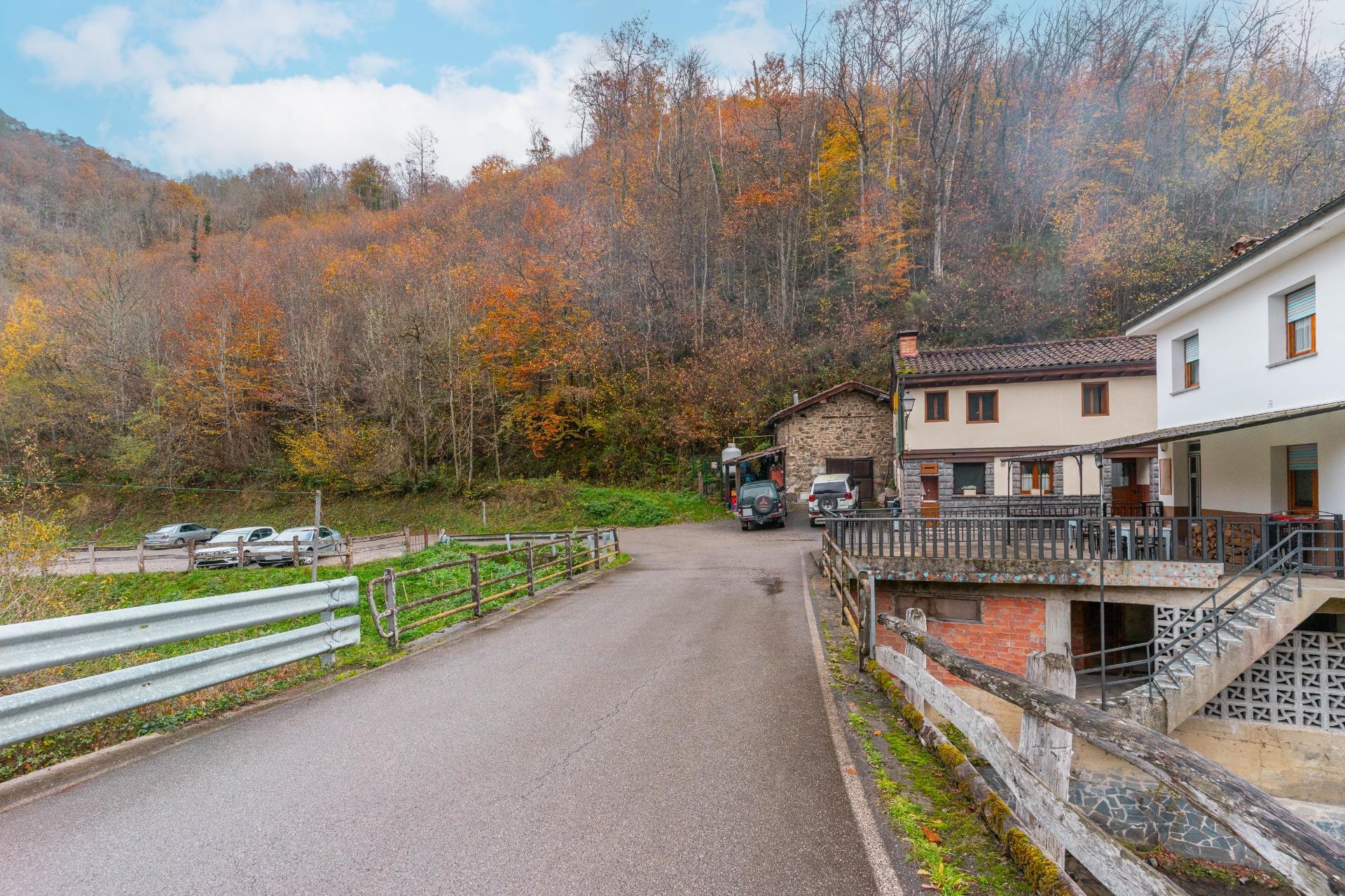 CASA Y RESTAURANTE EN VENTA EN CALEAO (CASO)