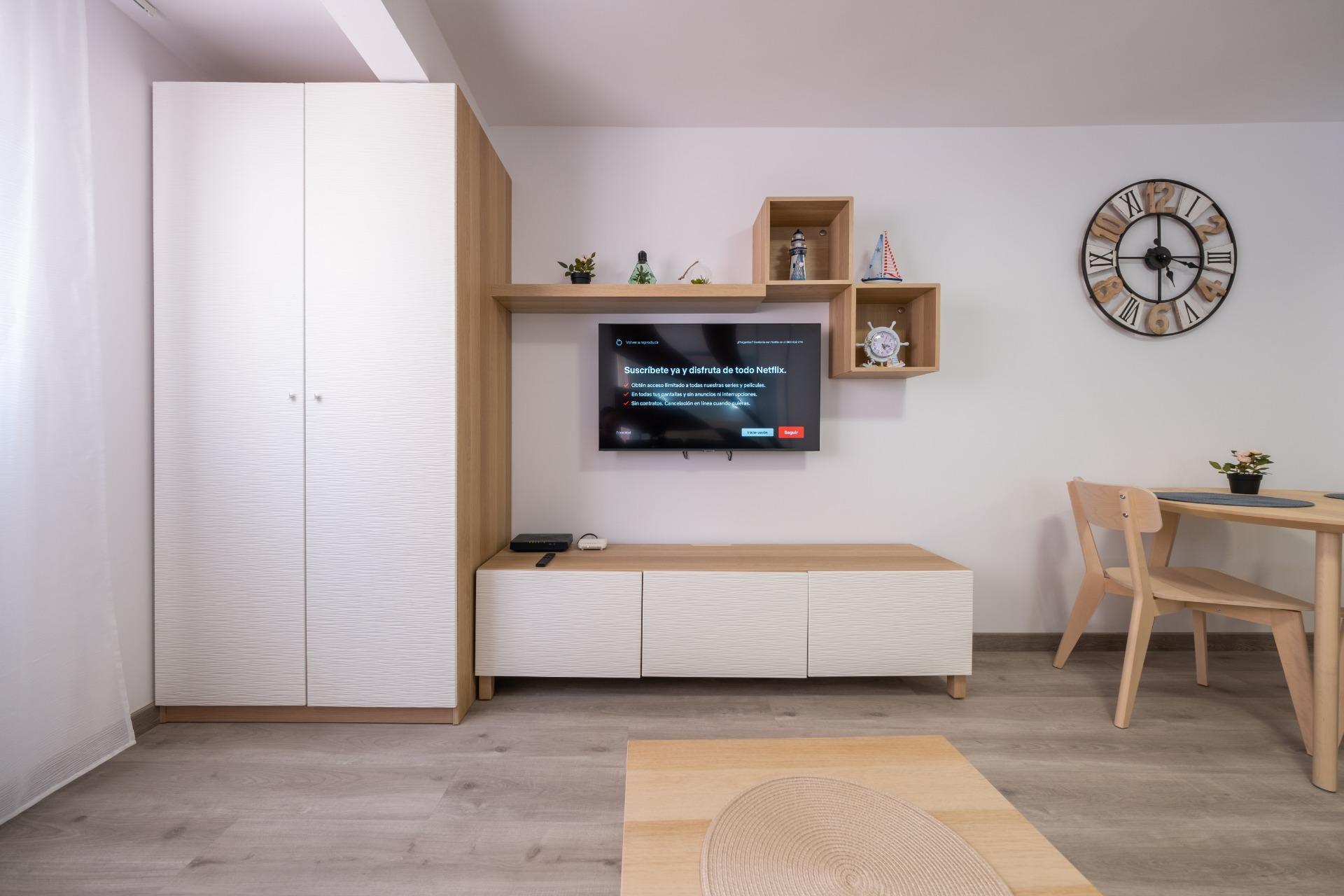 Oportunidad única! Apartamento dividido en dos viviendas independientes a pocos metros de la playa Poniente