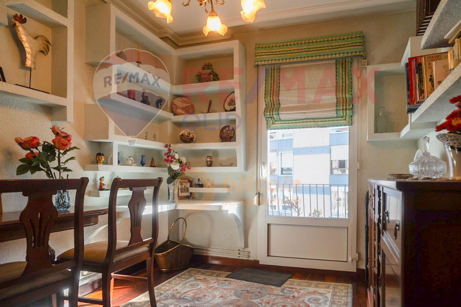 PISO CON ASCENSOR CALLE MÁRTIRES, TORRELAVEGA