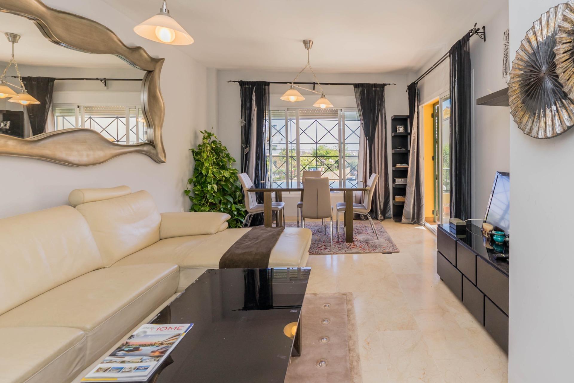 PISO DE ENSUEÑO EN RIVIERA COSTA DEL SOL MIJAS