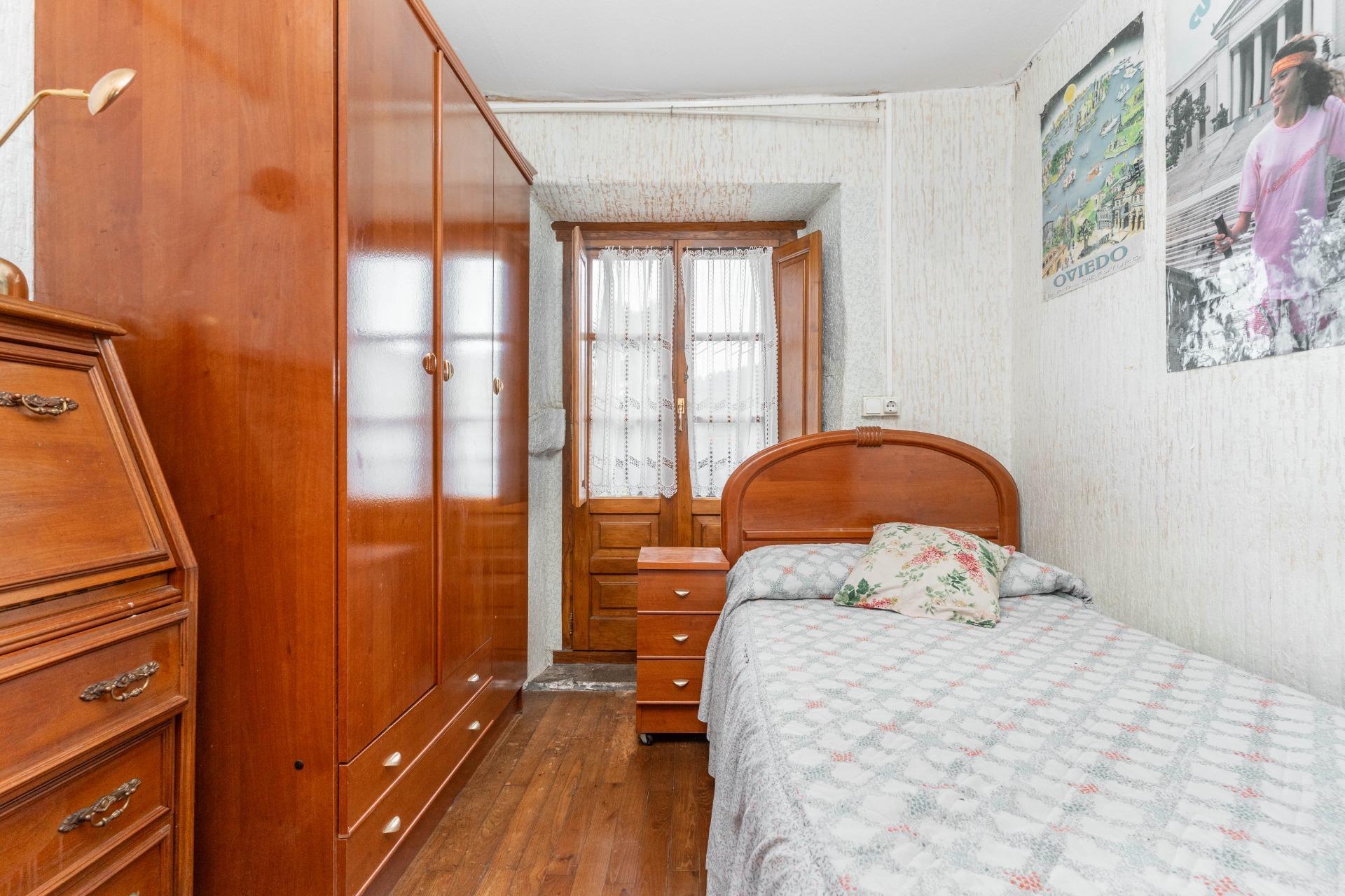 Casa asturiana con encanto y hórreo, a un paso de la costa