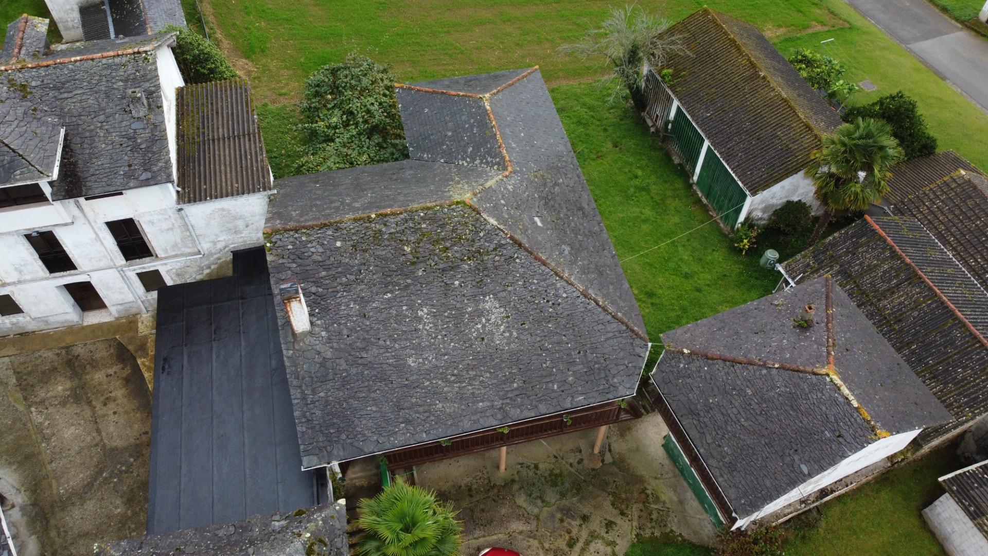 Casa asturiana con encanto y hórreo, a un paso de la costa