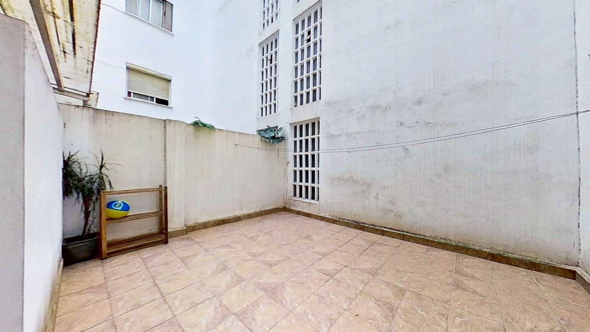 ¡Gran oportunidad de inversión en el centro de Gandía!